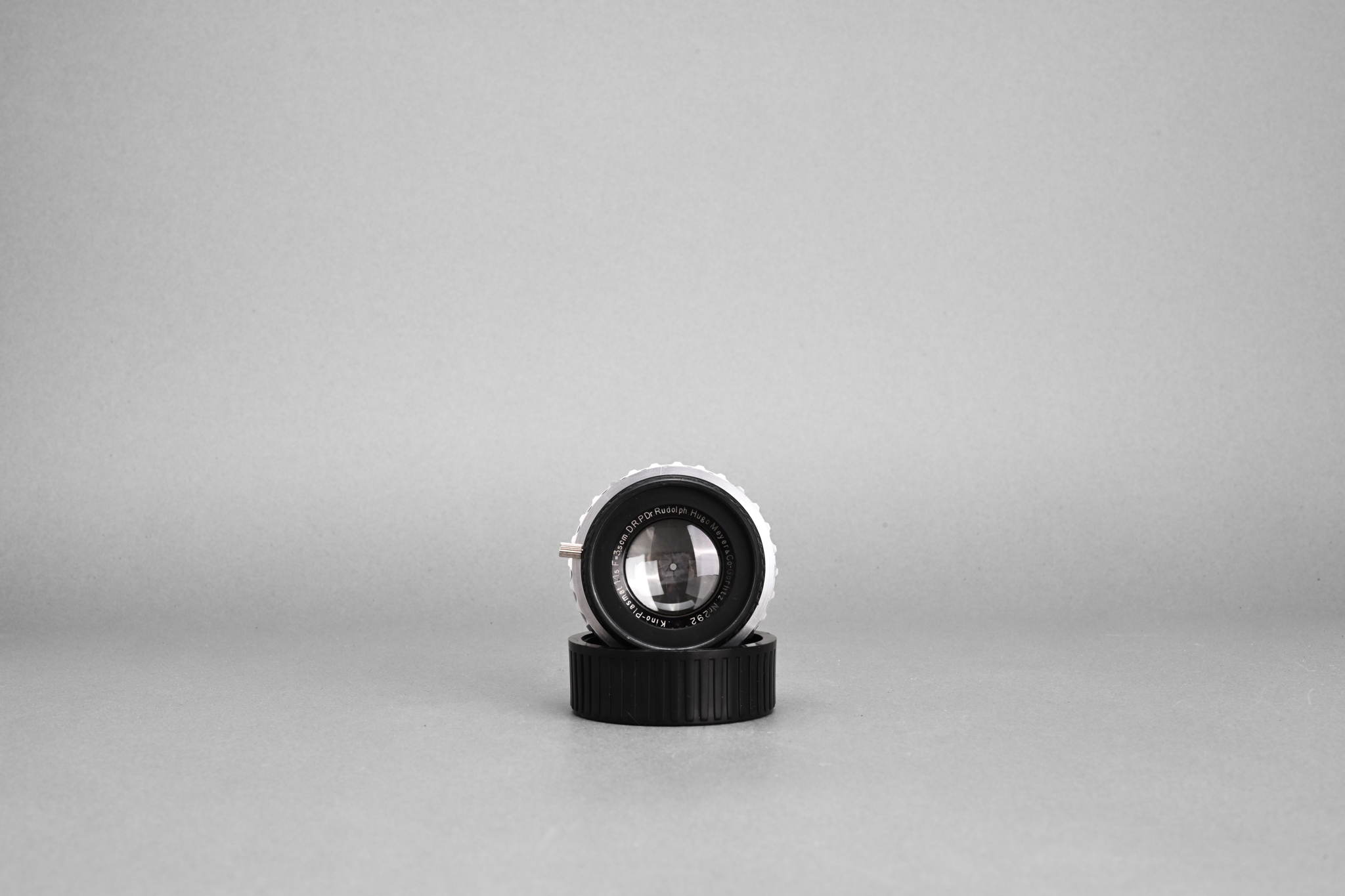 Picture of Hugo Meyer Kino-Plasmat 35mm f/1.5 Modified to Leica M