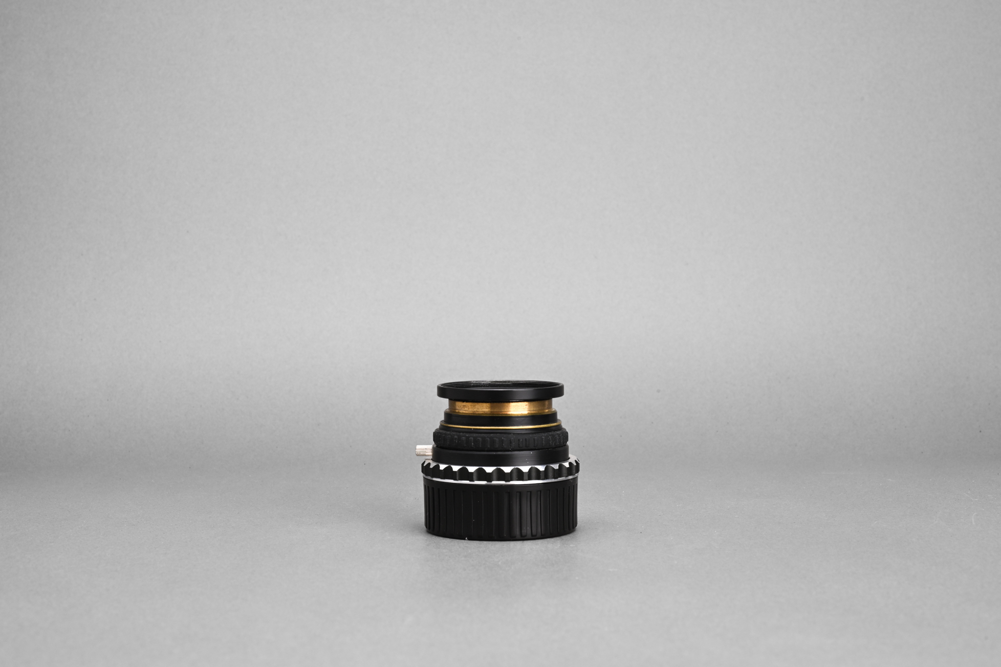 Picture of Hugo Meyer Kino-Plasmat 35mm f/1.5 Modified to Leica M