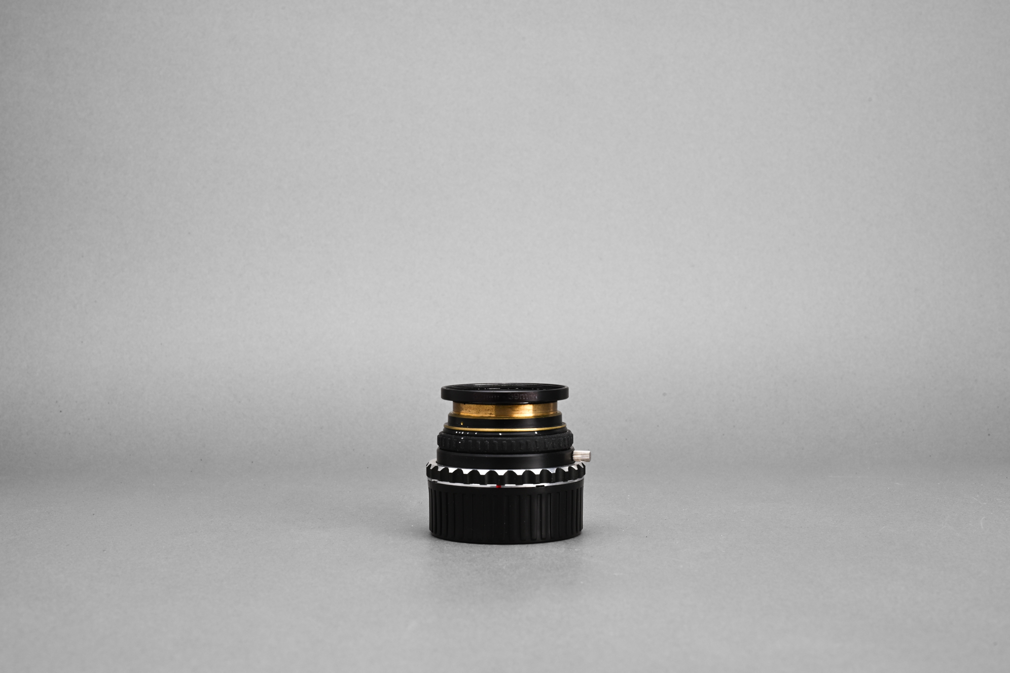 Picture of Hugo Meyer Kino-Plasmat 35mm f/1.5 Modified to Leica M