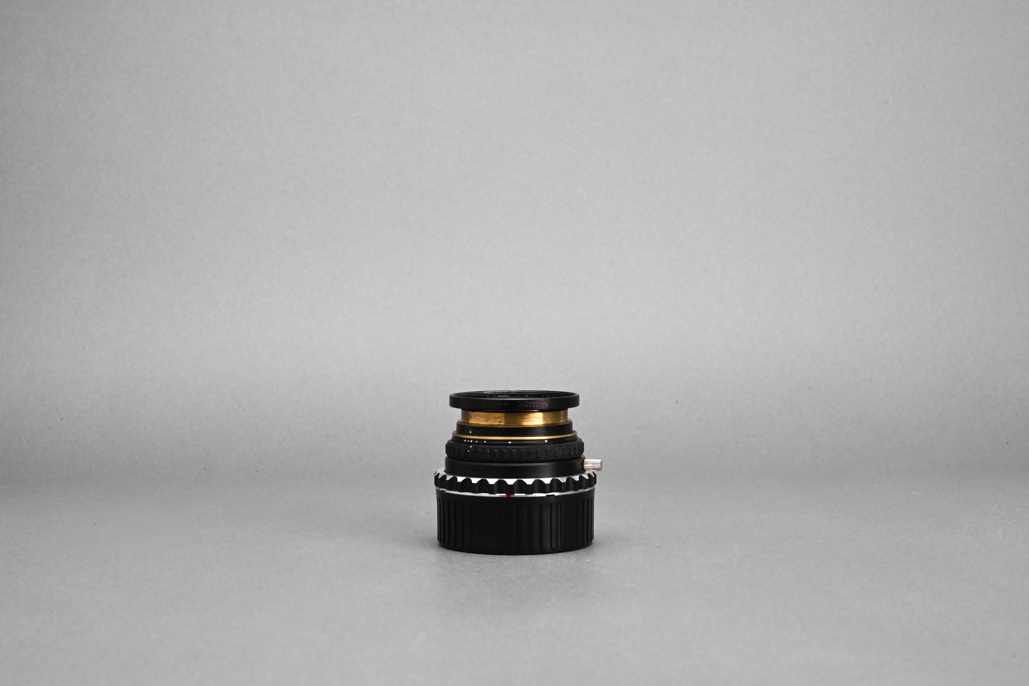 Picture of Hugo Meyer Kino-Plasmat 35mm f/1.5 Modified to Leica M