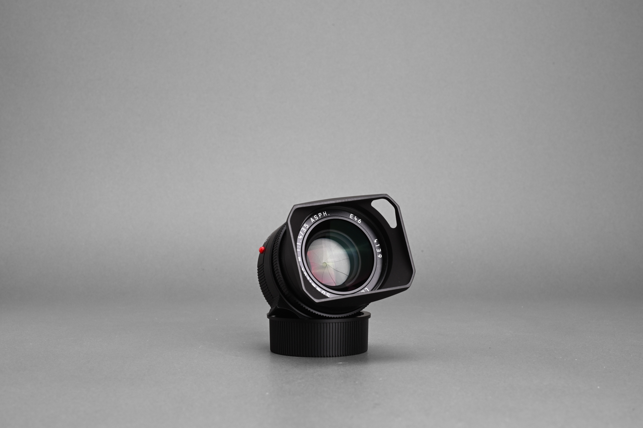 Picture of Leica Summilux-M 35mm f/1.4 ASPH FLE Black