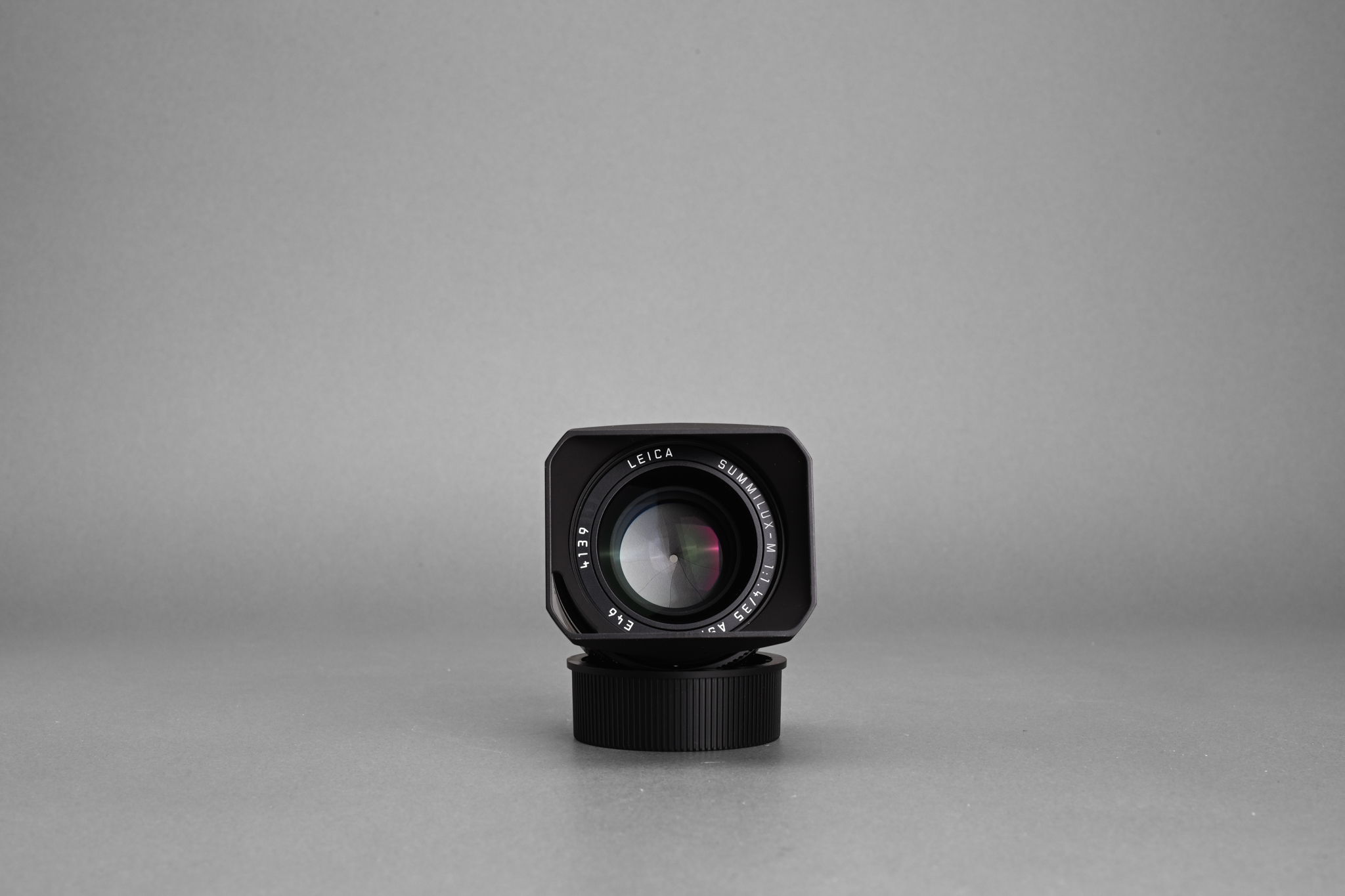Picture of Leica Summilux-M 35mm f/1.4 ASPH FLE Black