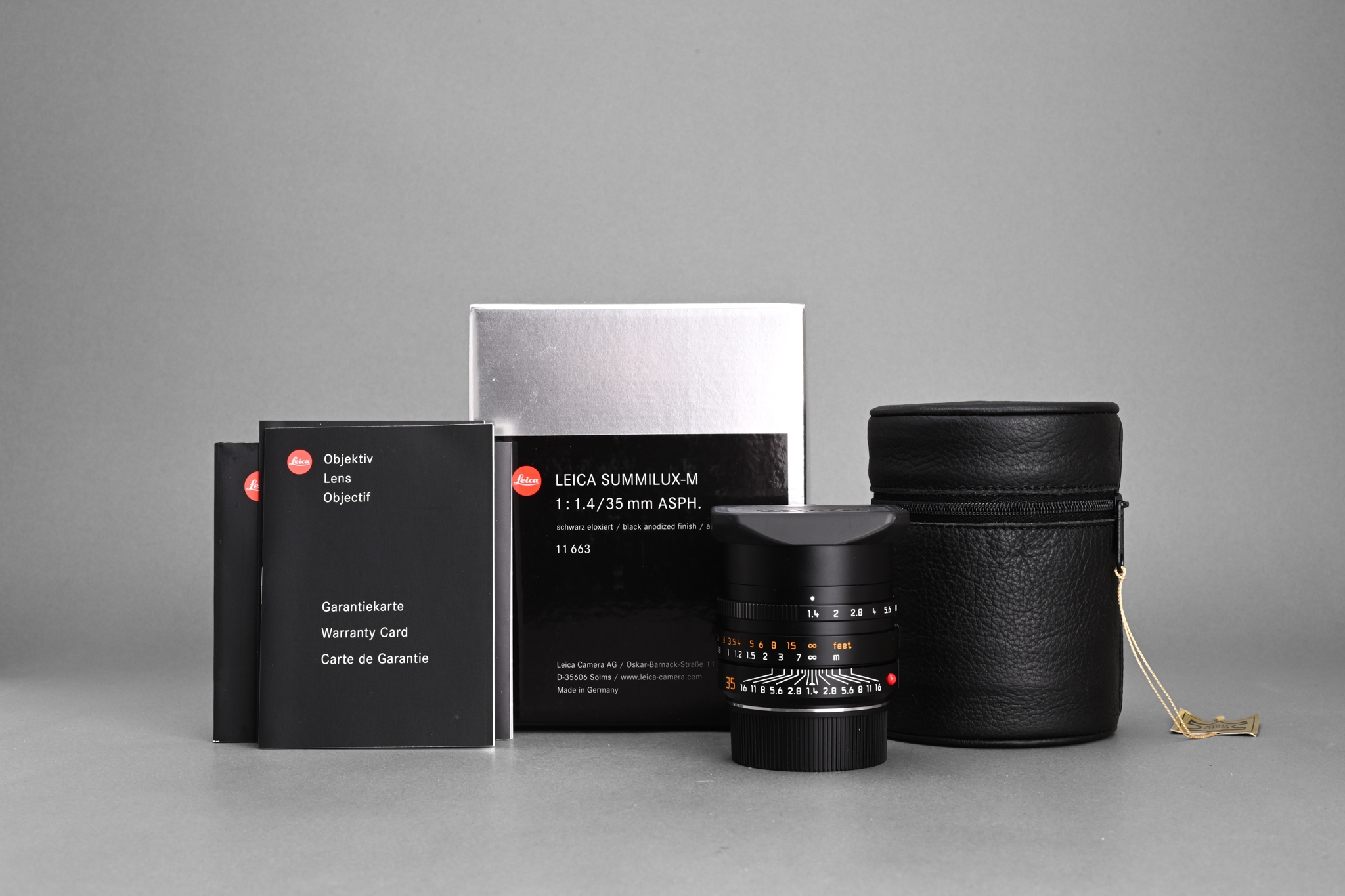 Picture of Leica Summilux-M 35mm f/1.4 ASPH FLE Black