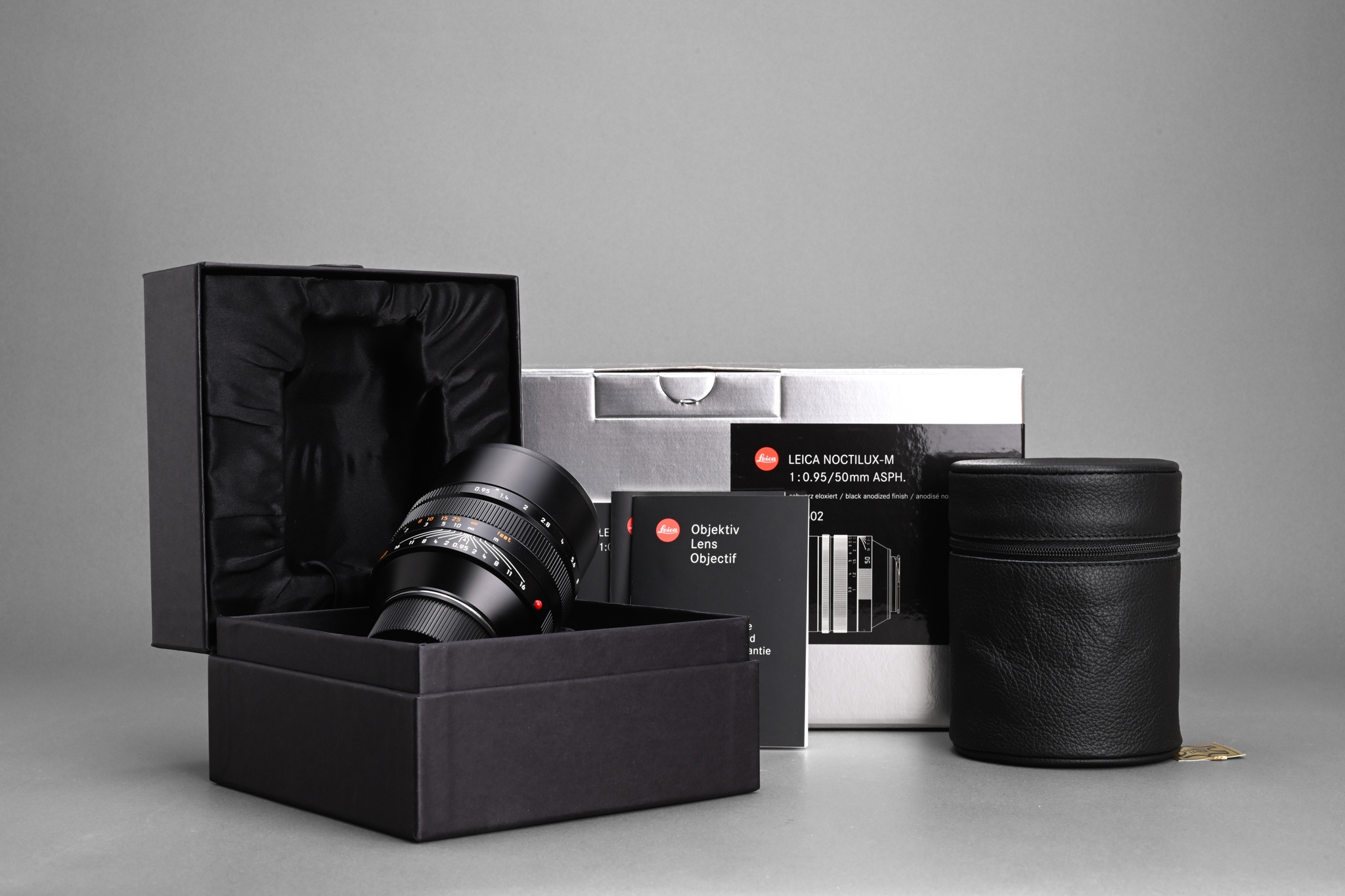 Picture of Leica Noctilux-M 50mm f/0.95 ASPH Black