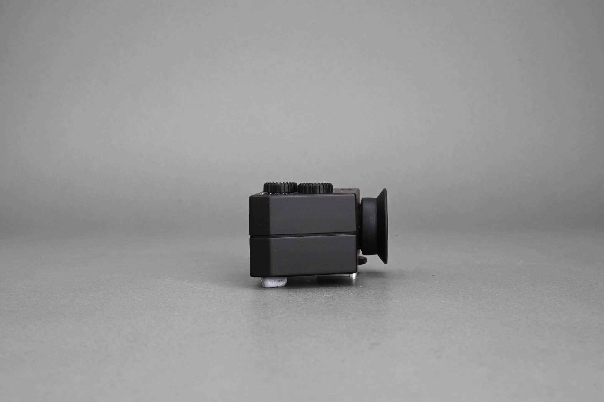 Picture of Leica WATE Tri-Elmar-M 16-18-21mm f/4 ASPH with Universal Viewfinder