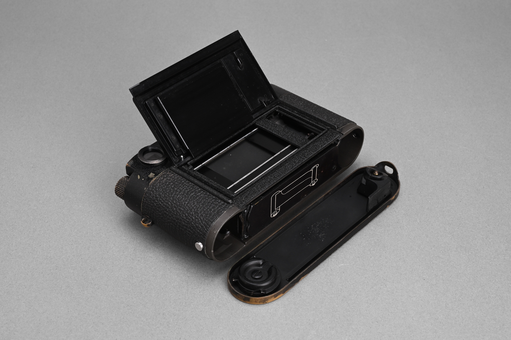 Picture of Leica M2 Original Black Paint