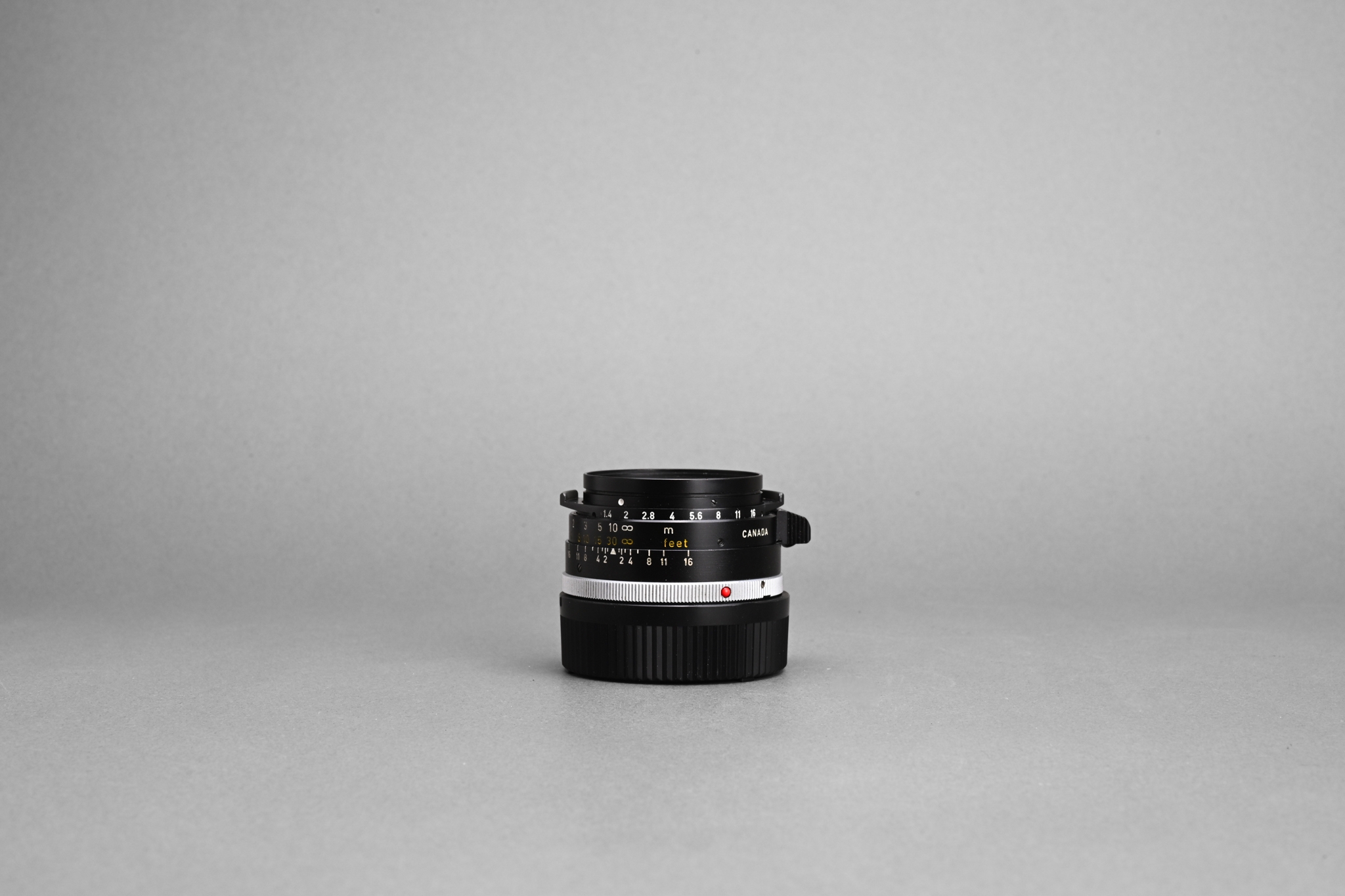 Picture of Leica Summilux-M 35mm f/1.4 Ver.2 Infinity Lock Modified to 0.65m focus
