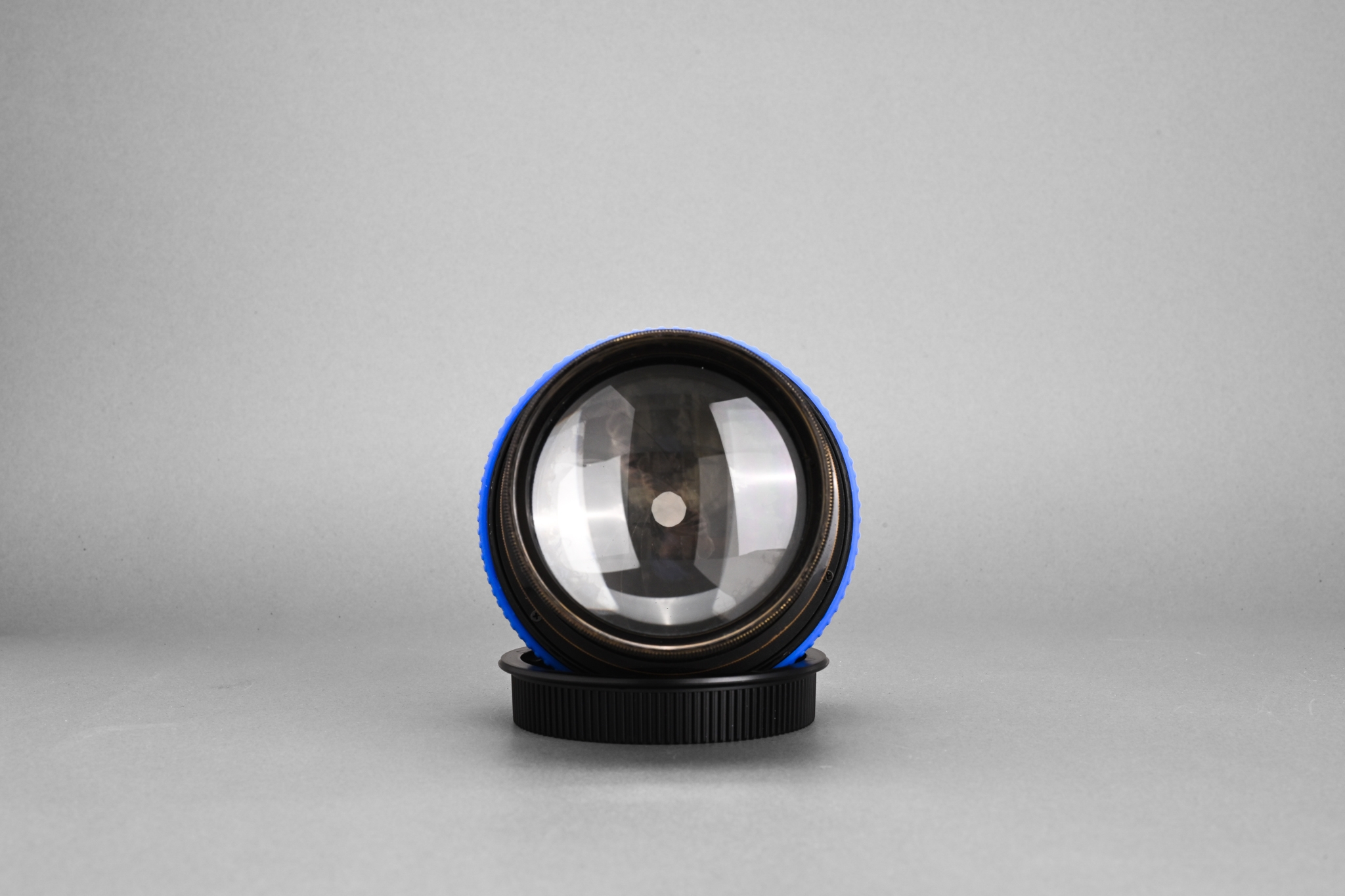 Picture of Hugo Meyer Kino-Plasmat 90mm f/1.5 S
