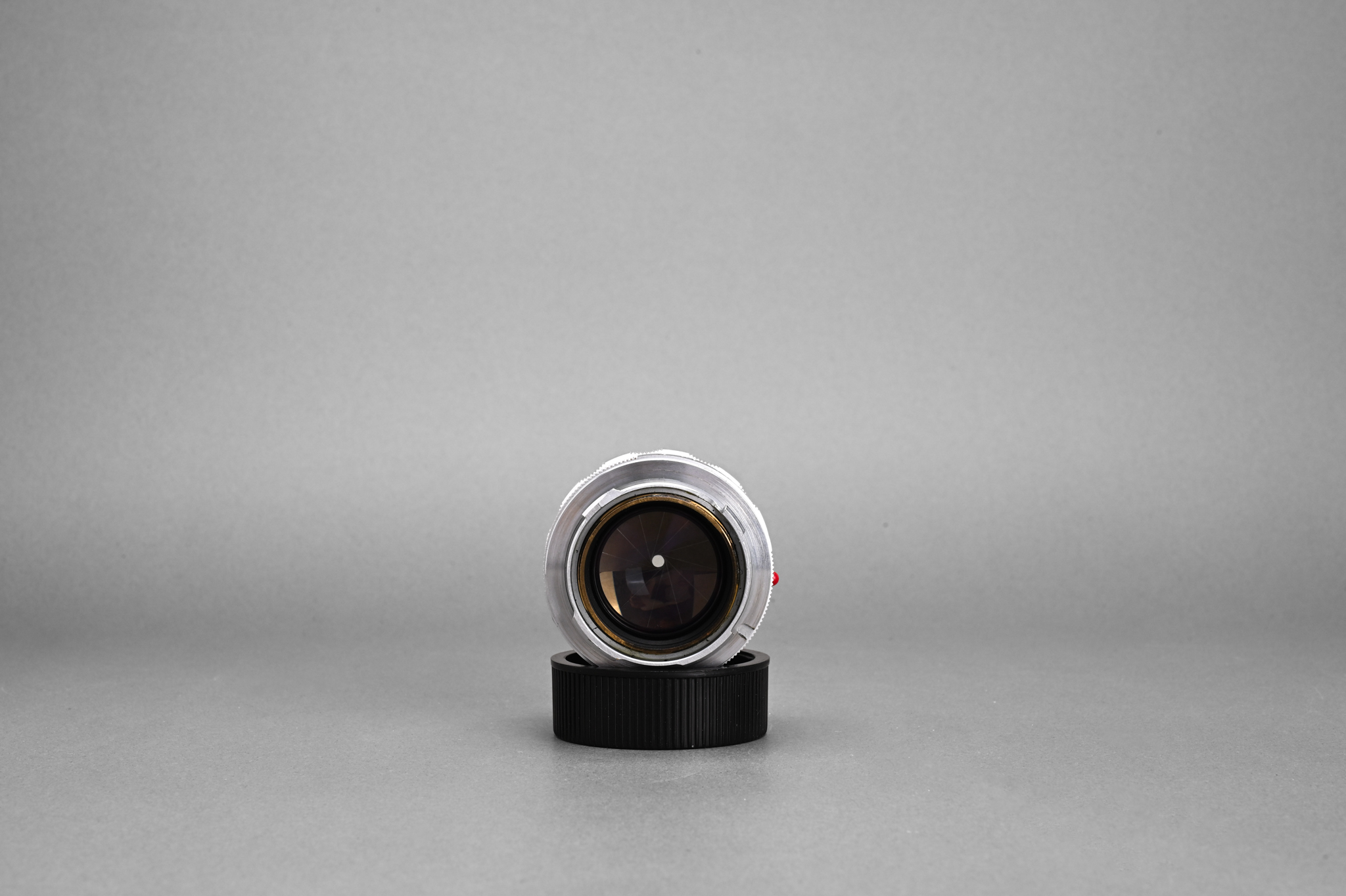 Picture of Leica Summilux-M 50mm f/1.4 Ver.1 Silver Chrome