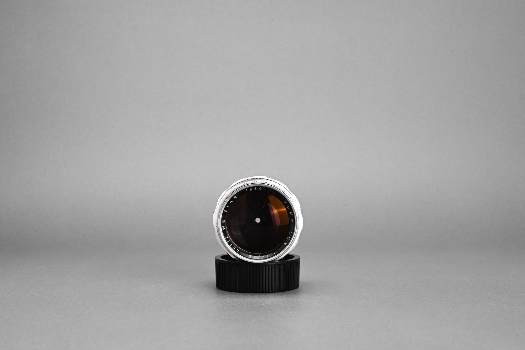 Picture of Leica Summilux-M 50mm f/1.4 Ver.1 Silver Chrome