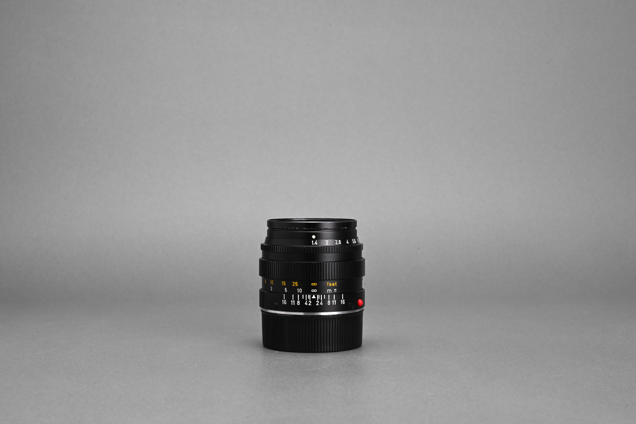 Picture of Leica Summilux-M 50mm f/1.4 Ver.2 Black