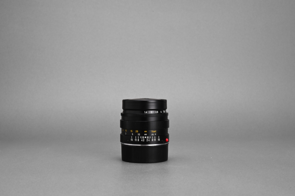 Picture of Leica Summilux-M 50mm f/1.4 Ver.2 Black