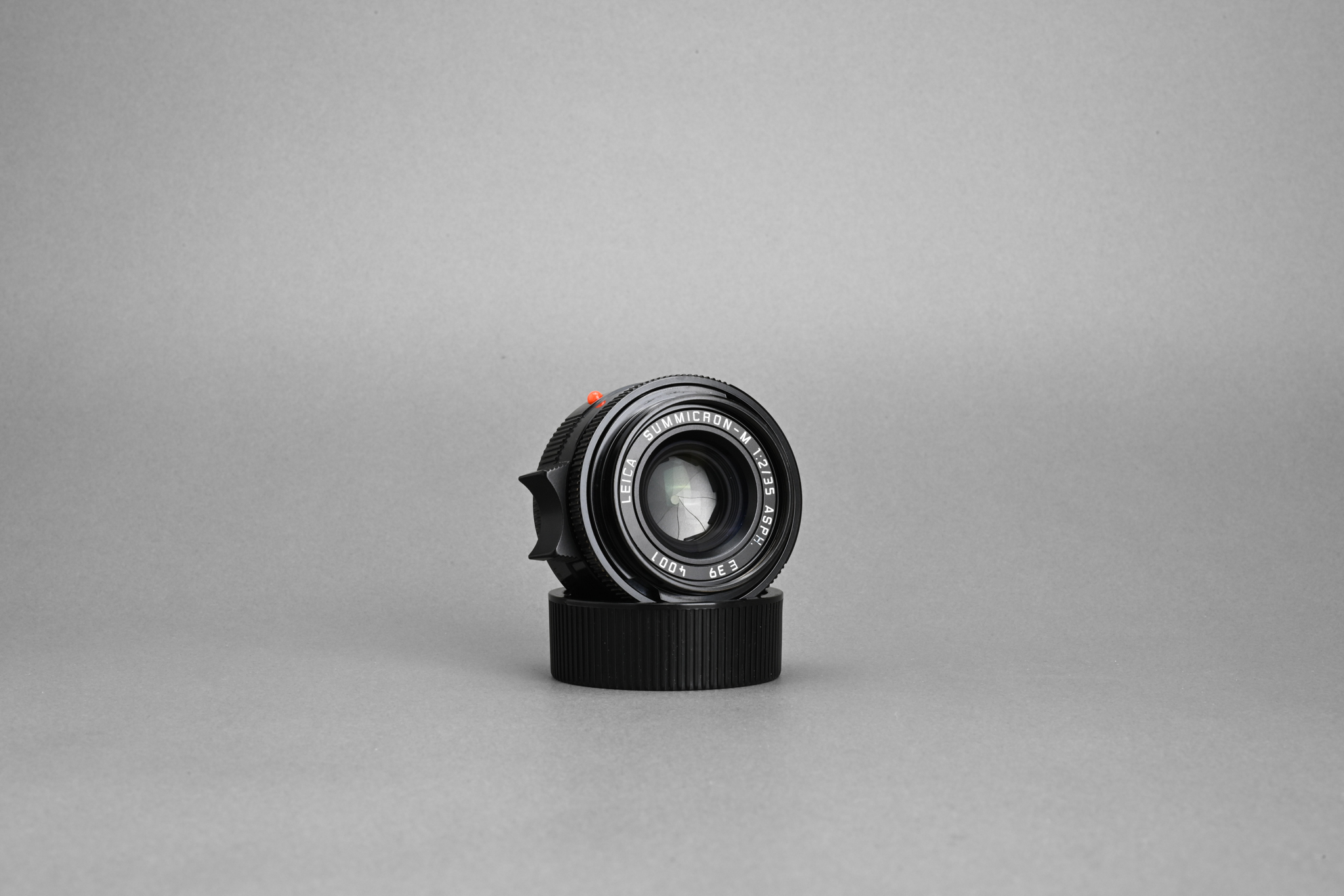 Picture of Leica Summicron-M 35mm f/2 ASPH Black Paint Millennium