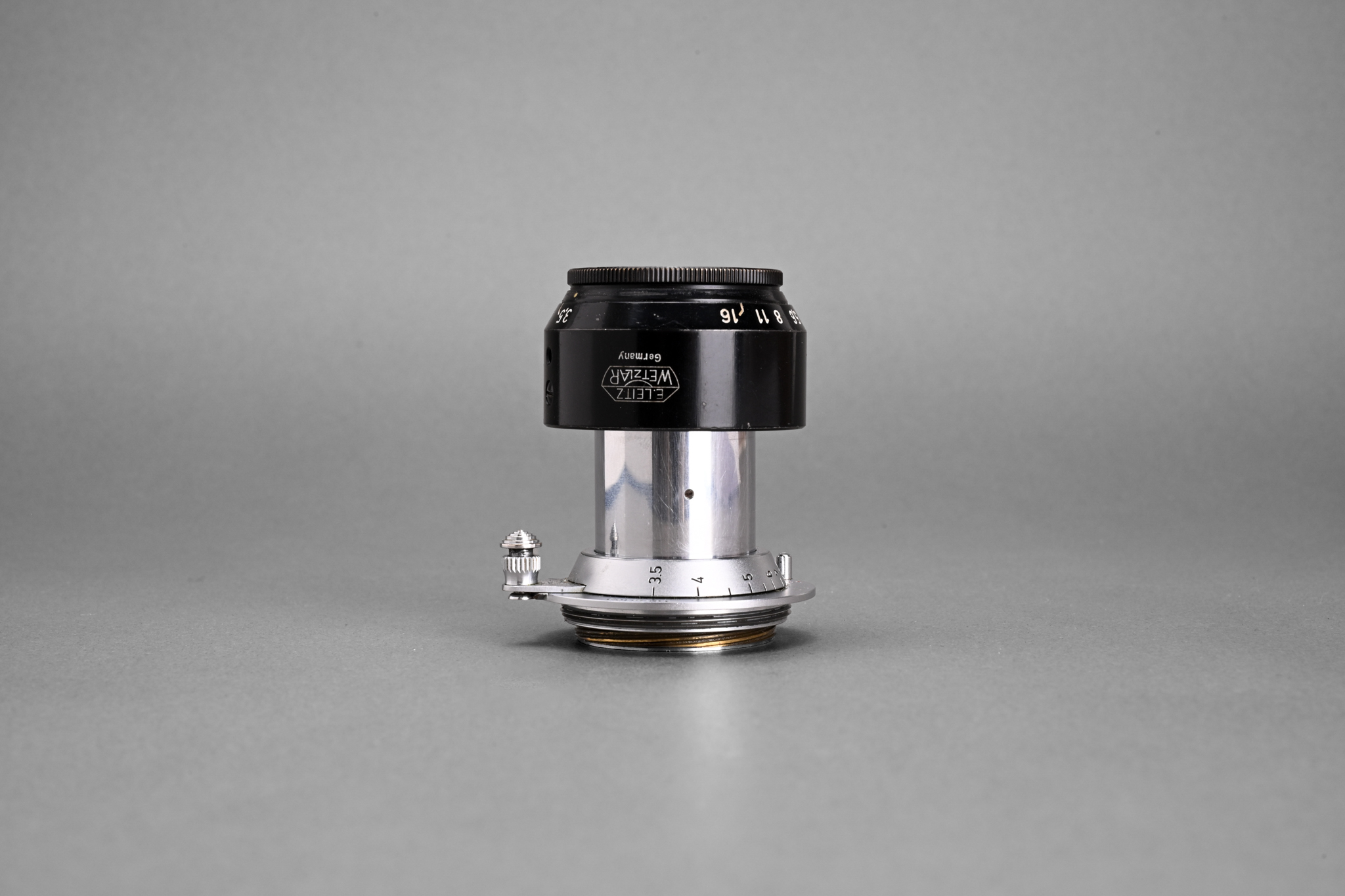 Picture of Leica Elmar 5cm f/3.5 Red Scale with VALOO Hood
