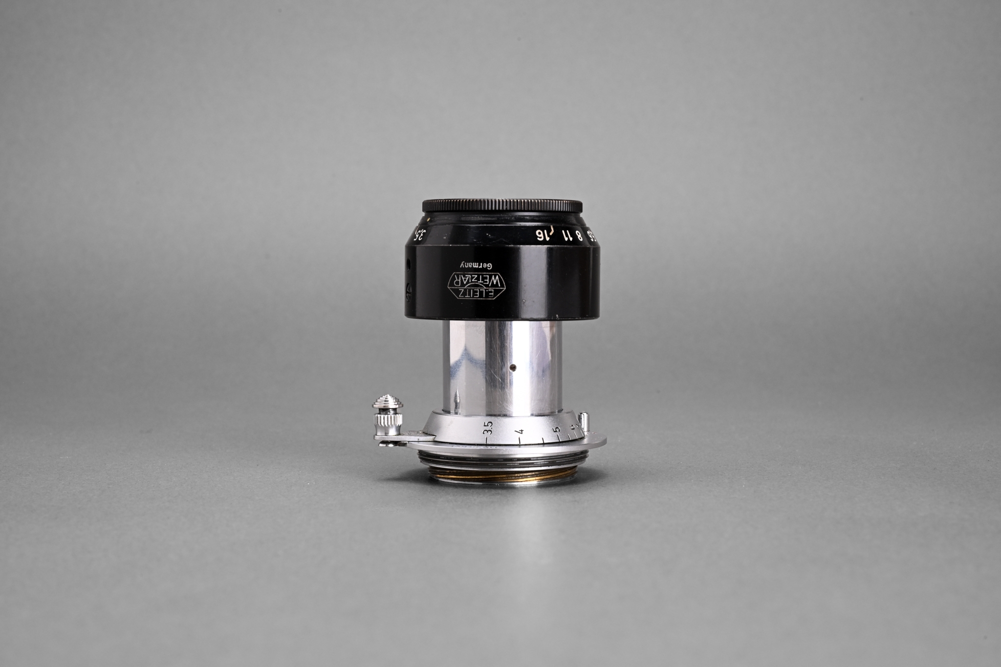 Picture of Leica Elmar 5cm f/3.5 Red Scale with VALOO Hood