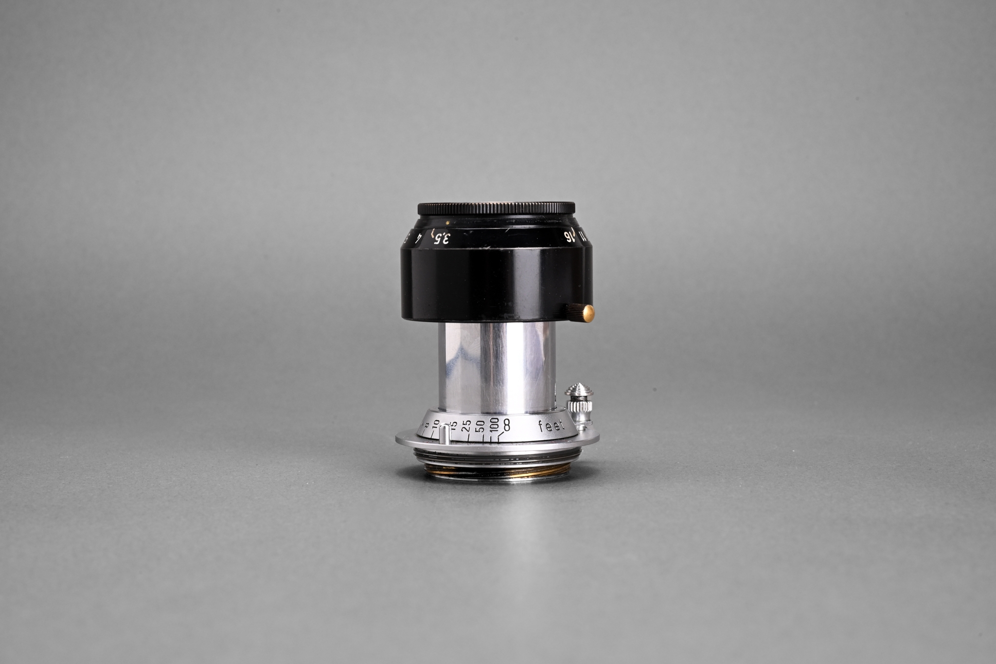 Picture of Leica Elmar 5cm f/3.5 Red Scale with VALOO Hood