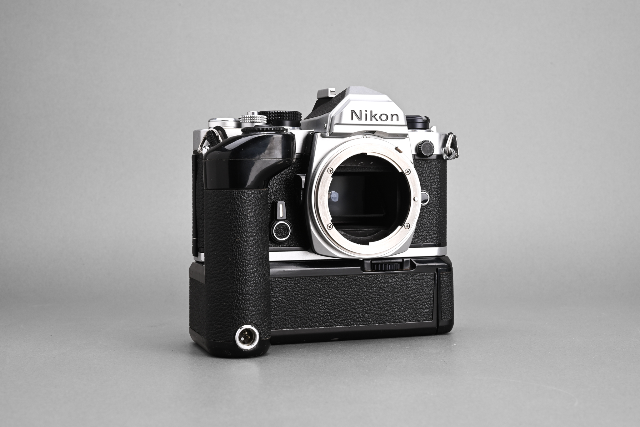 Picture of Nikon FM Silver with MD-12 Motor Drive