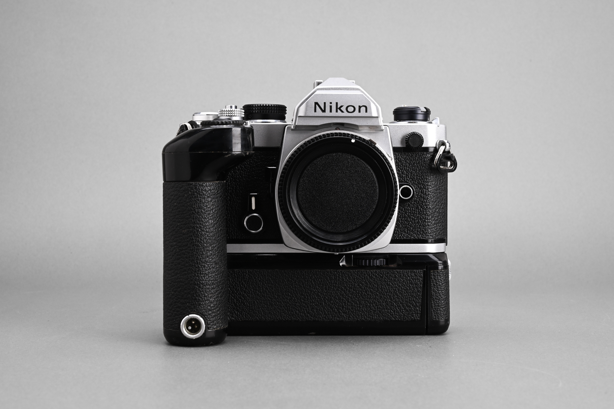 Picture of Nikon FM Silver with MD-12 Motor Drive
