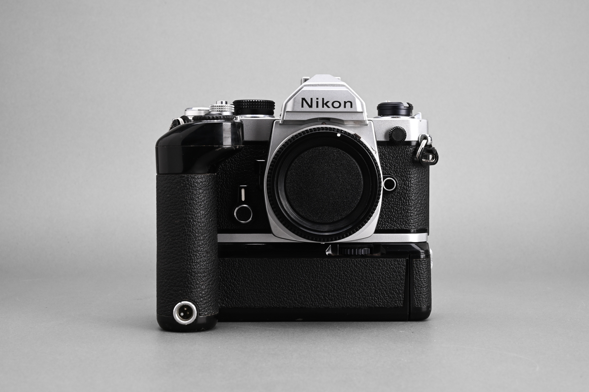 Picture of Nikon FM Silver with MD-12 Motor Drive