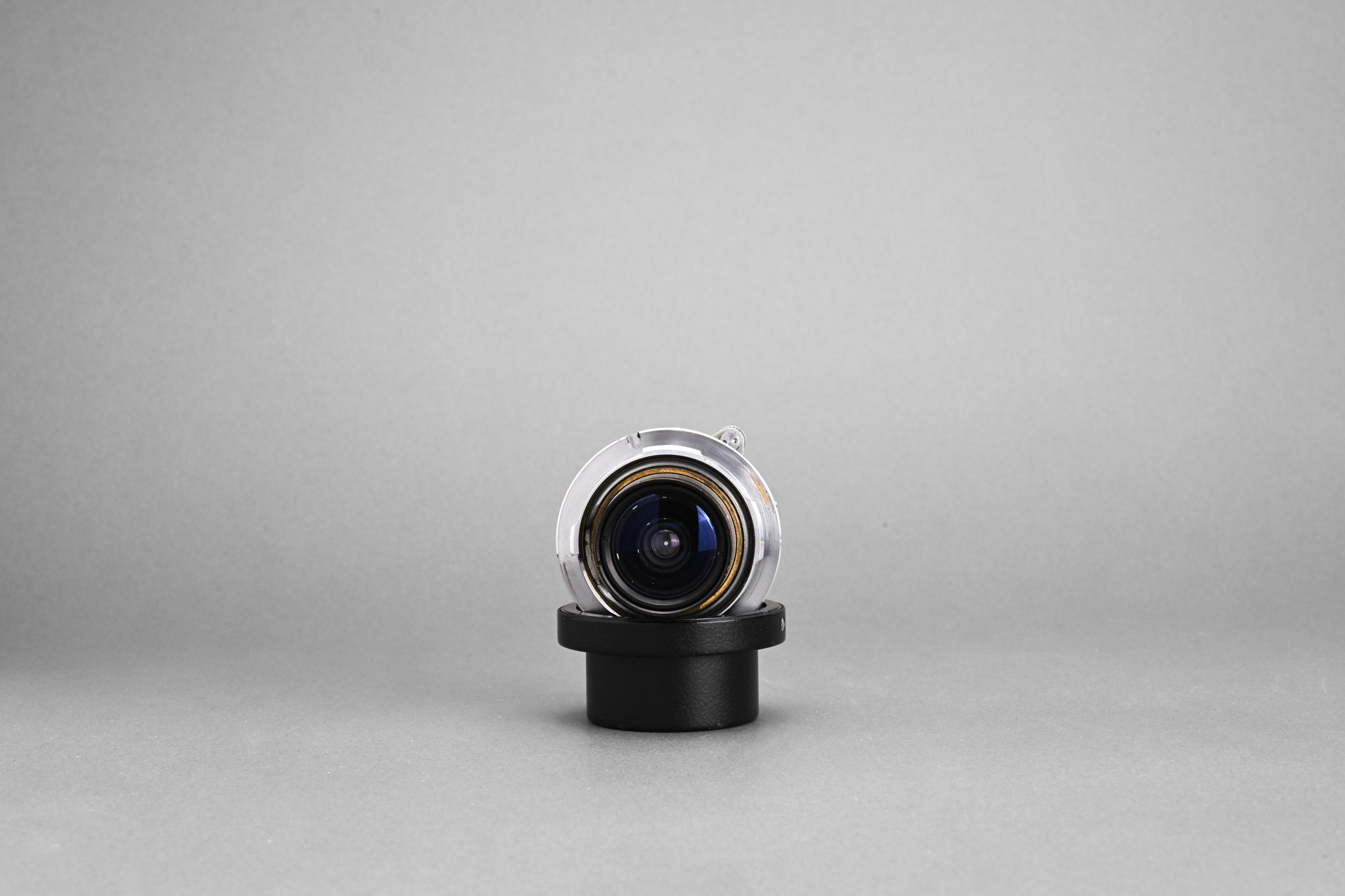 Picture of Leica Super-Angulon-M 21mm f/4 Ver.1 Silver
