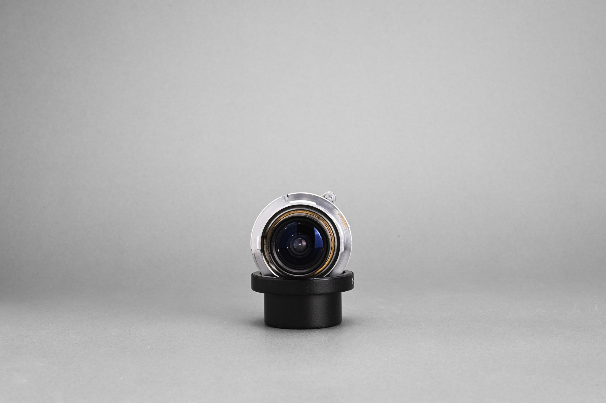 Picture of Leica Super-Angulon-M 21mm f/4 Ver.1 Silver