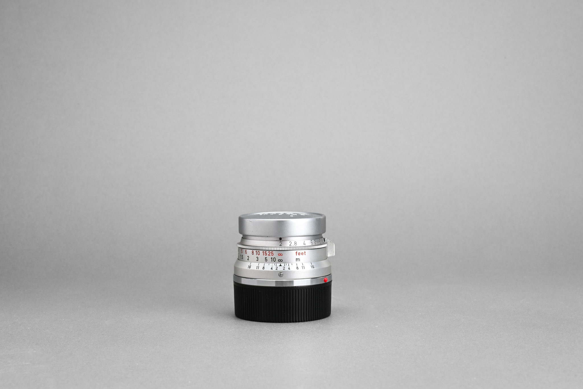 Picture of Leica Summicron-M 35mm f/2 Ver.1 8-element Canada