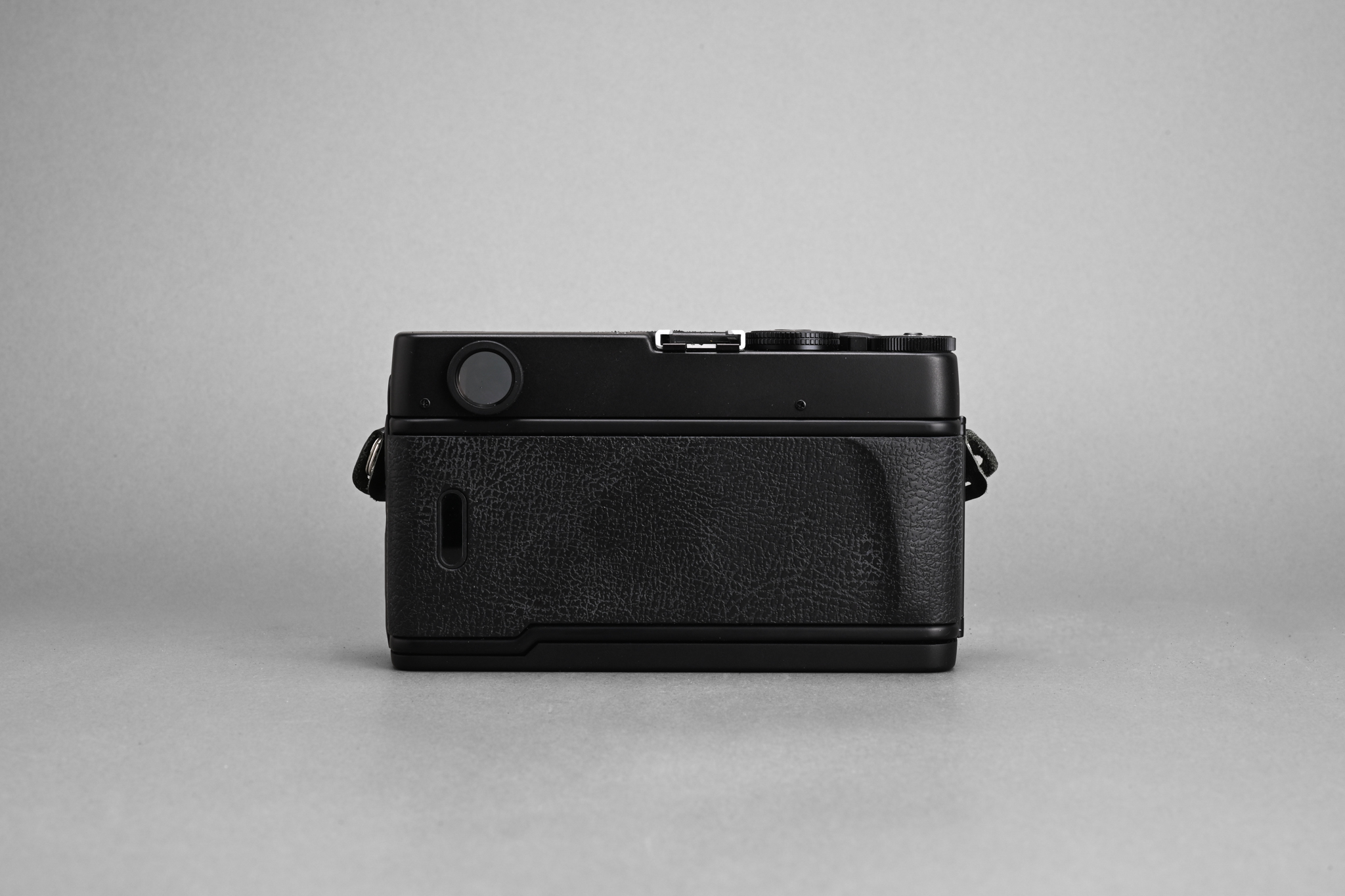 Picture of Konica Hexar RF Black with M-Hexanon 50mm f/2 Kit Set