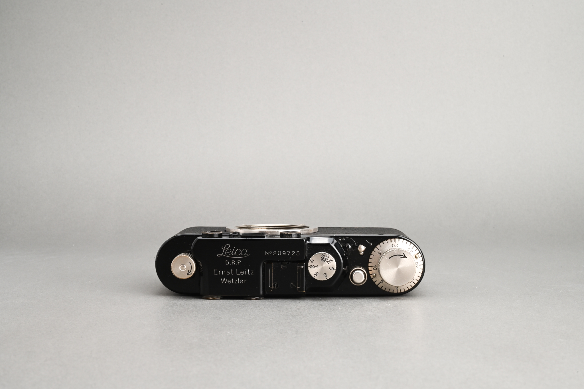 Picture of Leica II (Model D) Black Paint with Elmar 5cm f/3.5 Nickel